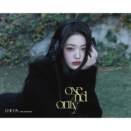 장원영 (JANG WONYOUNG) - DICON VOLUME N°31 JANG WONYOUNG ONE AND ONLY (C-TYPE)